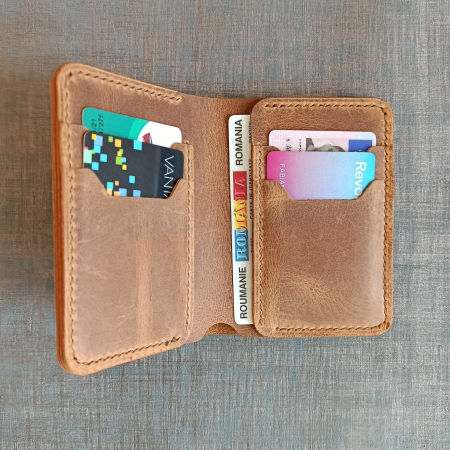 Portofel din piele , maro ,vertical [2]