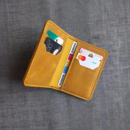 Portofel  din piele naturala cu buzunar exterior pentru bani [5]