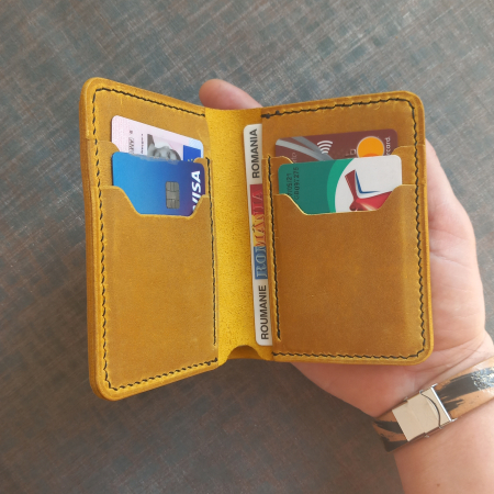 Portofel din piele pentru barbati ,negru si galben mustar [1]