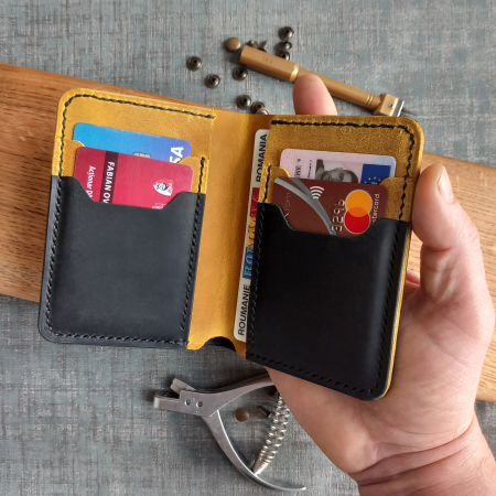 Portofel handmade , cusut manual  , vertical din piele naturala [3]