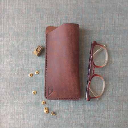 Accesorii diverse - Toc ochelari ,maro tabac