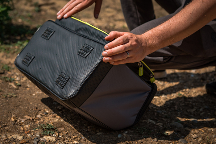 Geanta Matrix Ethos Feeder Case [16]