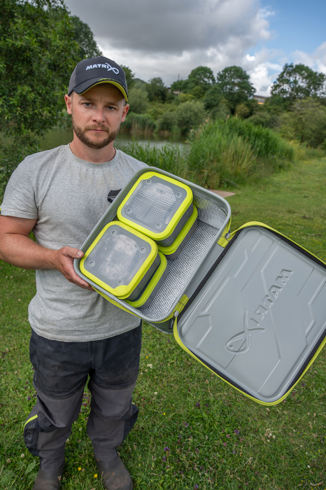 Geanta Matrix EVA Bait Storage System [13]