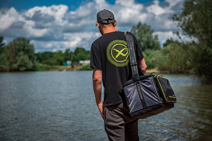 Geanta Pentru Momeala Matrix Ethos Tackle And Bait Bag [15]