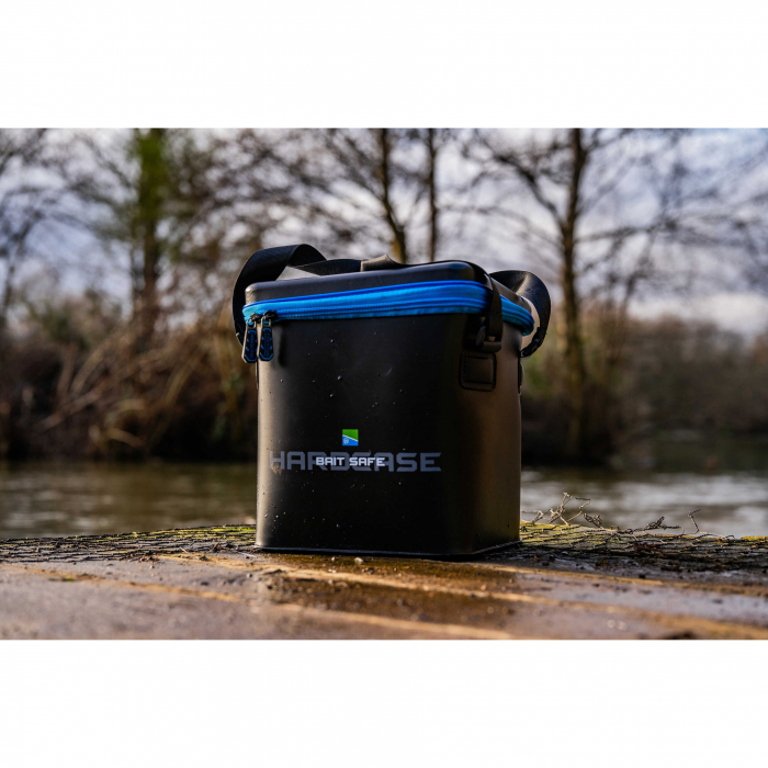 Geanta pentru Momeli Preston Hardcase Bait Safe [10]