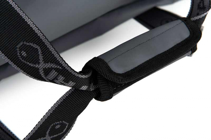 Husa Juvelnic Matrix Aquos Ultra PVC Net Bag [7]