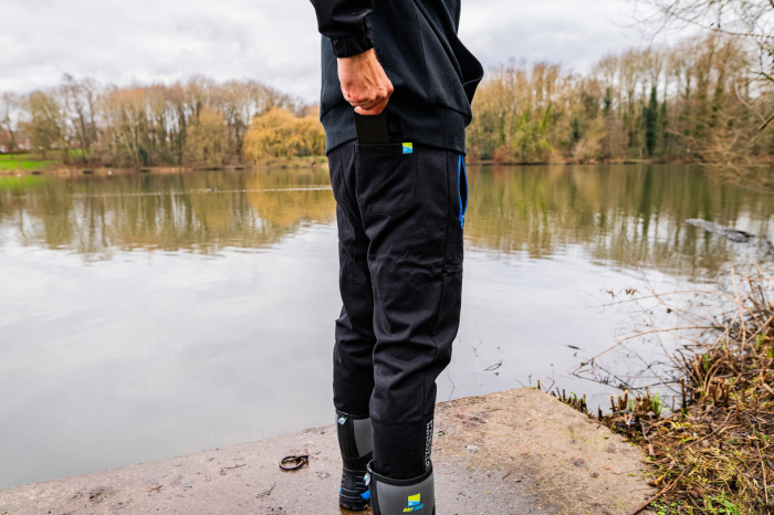Pantaloni Lungi Preston Lightweight  Joggers Black/Blue [3]