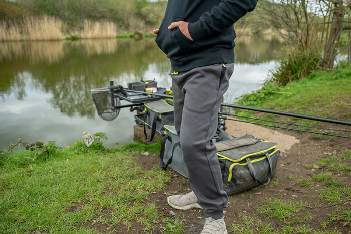 Pantaloni Matrix Joggers Grey/Lime - Black Edition Range [10]