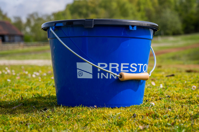 Set Galeata cu Bac de Nada Preston Bucket 13L [5]
