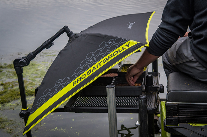Umbrela Matrix Pro Bait Brolly [7]