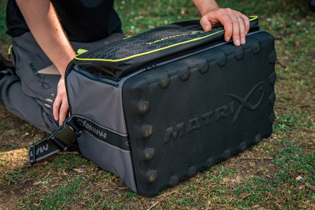 Geanta Pentru Momeala Matrix Ethos Tackle And Bait Bag [16]