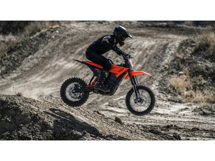 Motocicleta Surron DirtBike PitVolt 6000W 17"/14" 25 Ah Li-Ion,  Portocaliu [2]