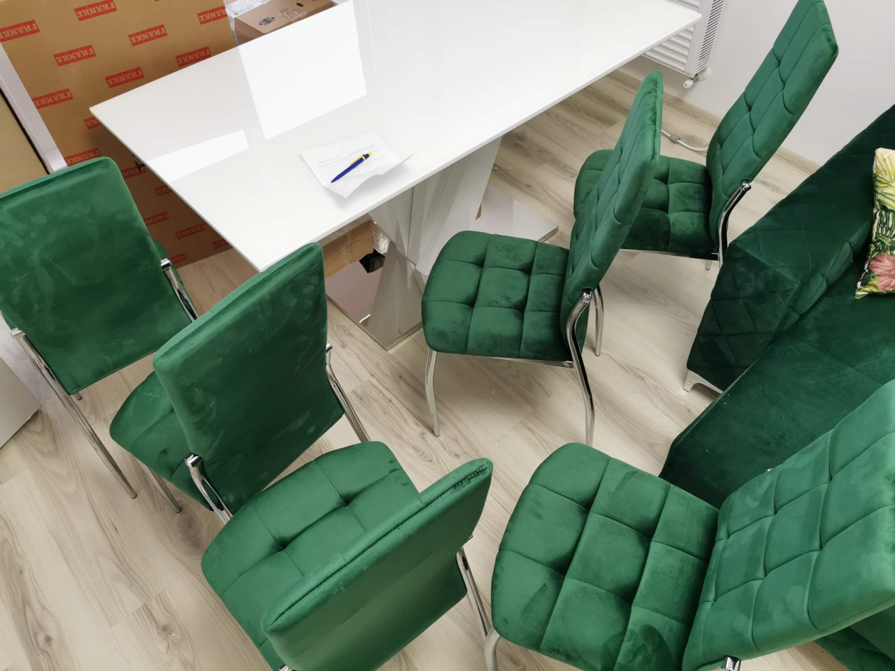 Serviciu Profesional de Montaj și Asamblare Mese și Scaune [2]