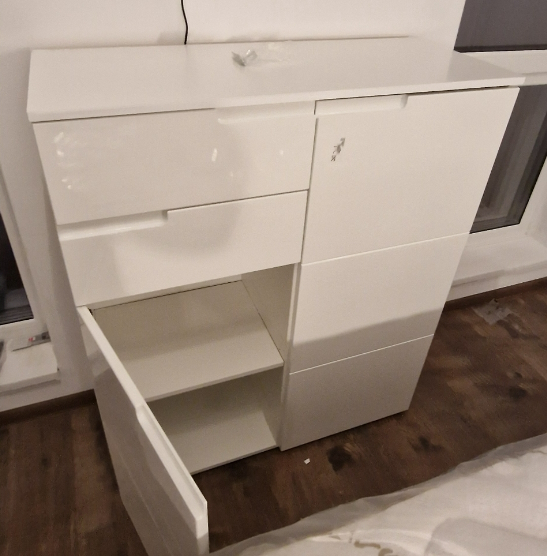 Servicii de asamblare, montaj si instalare mobilier tip Comoda la adresa clientului in Bucuresti si Ilfov [4]