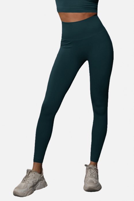 pantaloni-sport-modelatori-cu-efect-de-compresie-emerald-verde, pantaloni modelatori dama seamless fara cusaturi, colanti mulati verde inchis [2]