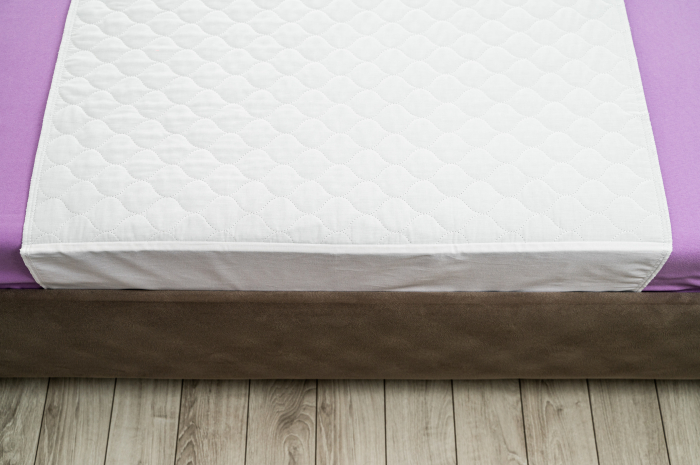 Aleza FizioTab® cu ARIPIOARE, Protectie Saltea Impermeabila/Reutilizabila, pentru Pacienti cu Incontinenta, Adulti si Copii, Lavabila, 90 x 85 cm, Albastru [3]