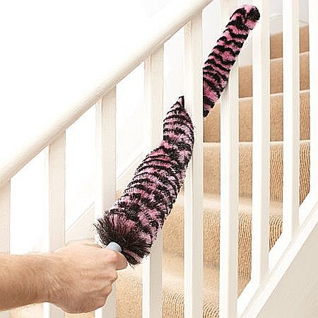 Perie multifunctionala flexibila si rezistenta, pentru curatarea caloriferelor, a panourilor reflectorizante Heatkeeper, a jaluzelelor si a altor spatii greu accesibile din casa - RadiClean [4]