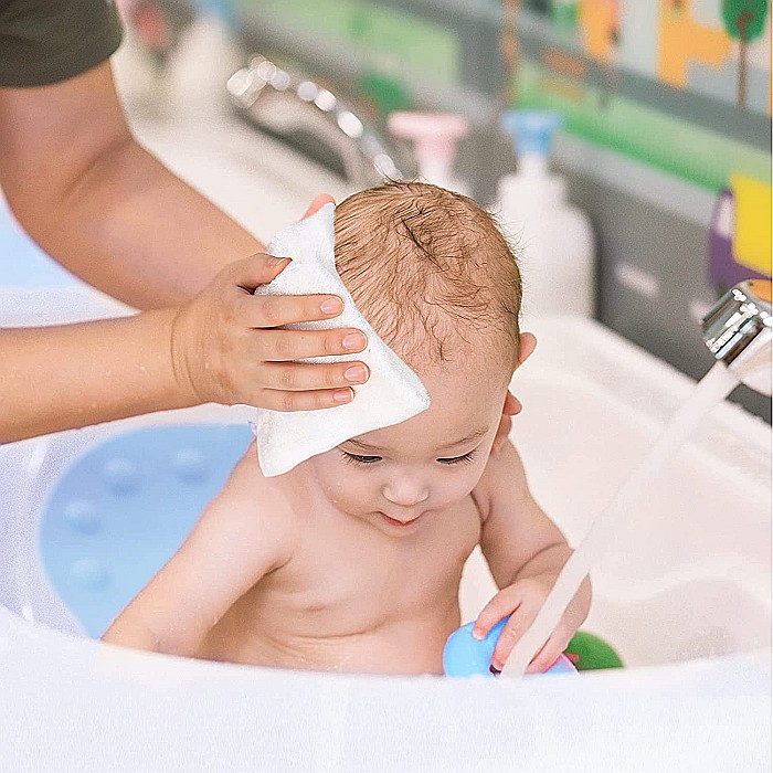 Prosopel de Baie FizioTab® din Bambus, Absorbant, Moale si Pufos, 26x26 cm, Alb [2]