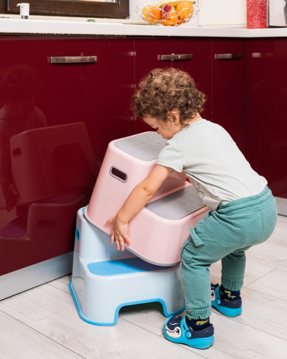 Scaunel Inaltator WC in Doua Trepte FizioTab®, cu Suprafata Antialunecare cu Cifre si Litere, Multifunctional, Roz [7]