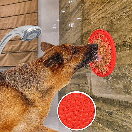 Covoras Hranire Licky Mat, FizioTab® pentru Caini si Pisici, Impotriva Anxietatatii si Plictiselii, 15x15X1 cm, Rosu, Cadou Spatula si 2 Pungi Igienice [3]