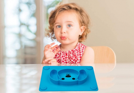 Farfurie Invatare din Silicon pentru Copii, FizioTab®, Antialunecare, 3 Compartimente, Catelus, Albastru [5]