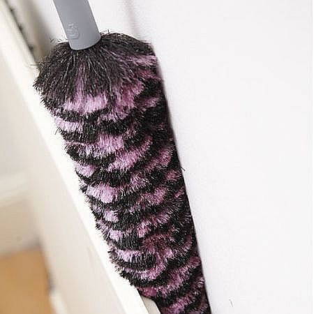 Perie multifunctionala flexibila si rezistenta, pentru curatarea caloriferelor, a panourilor reflectorizante Heatkeeper, a jaluzelelor si a altor spatii greu accesibile din casa - RadiClean [1]