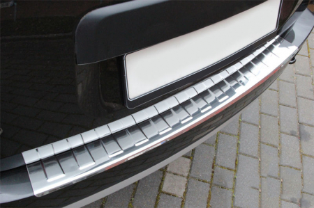 Ornamente crom exterior - Ornament portbagaj crom Dacia Duster 2010