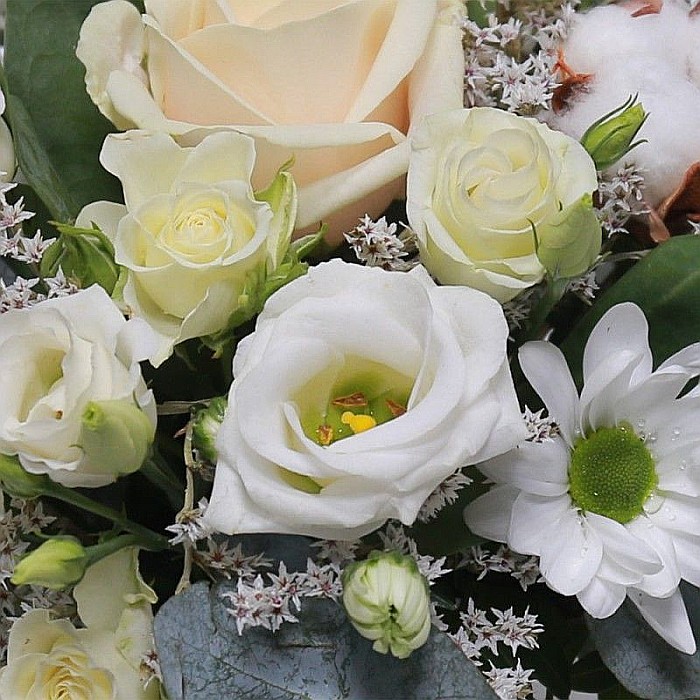 Aranjament Floral All White [2]