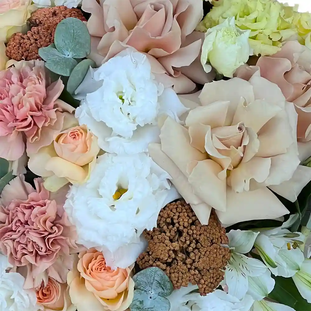 Aranjament Floral For Your Love Fleurange Baia Mare [2]