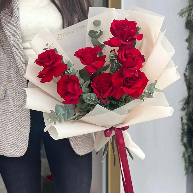 Buchet 7 Trandafiri Petalați – Roșii cu Pistacia, Fleurange Baia Mare [2]