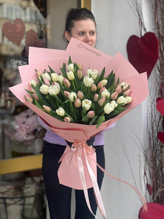 Buchet cu Lalele Roz si Albe [3]