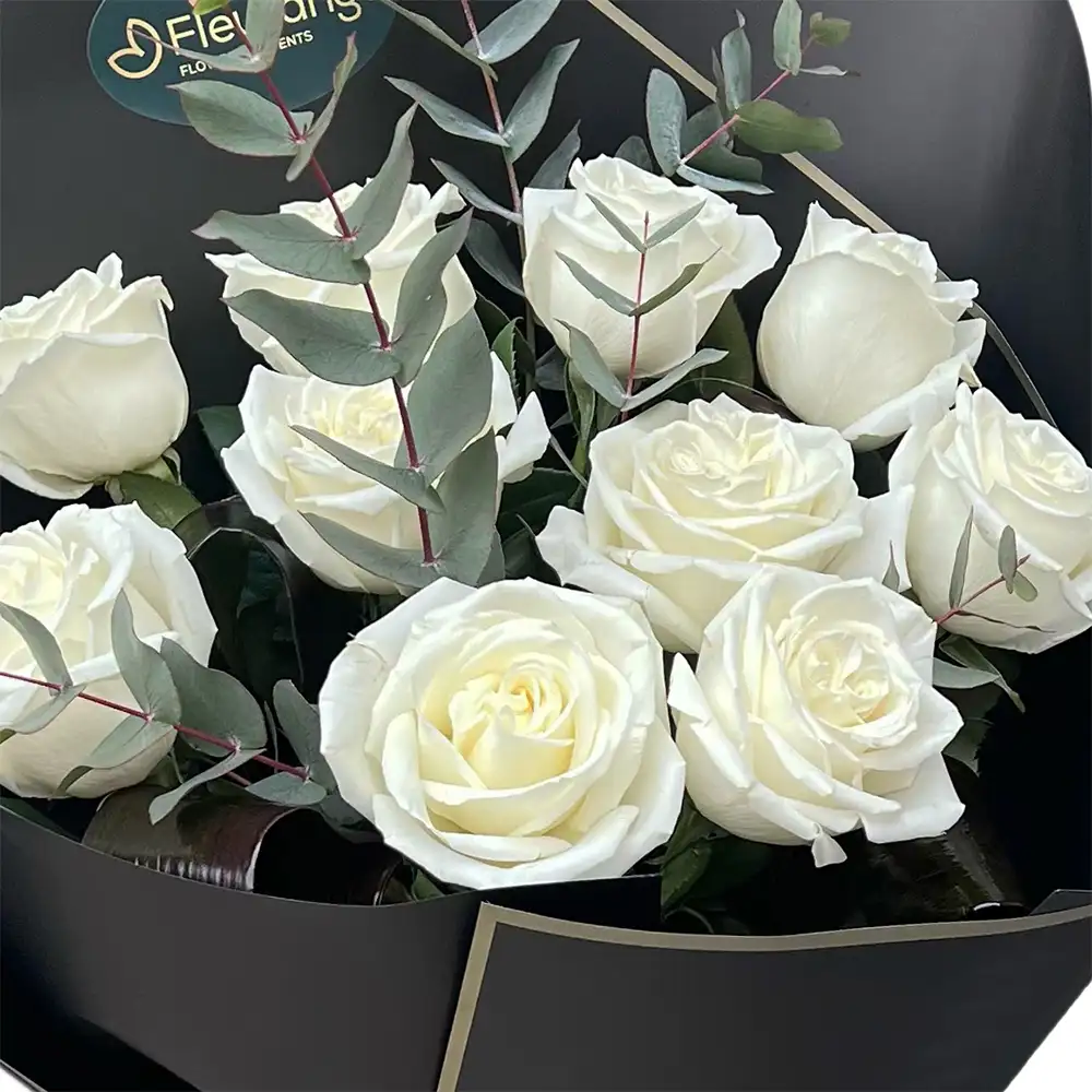 Buchet Funerar cu Trandafiri Albi – 10 trandafiri cordyline black, Fleurange Baia Mare [2]