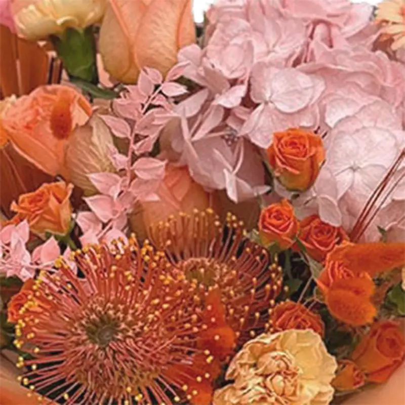 Buchet Portocaliu – trandafiri, hortensie, garoafe si germini portocalii, Fleurange Baia Mare [2]