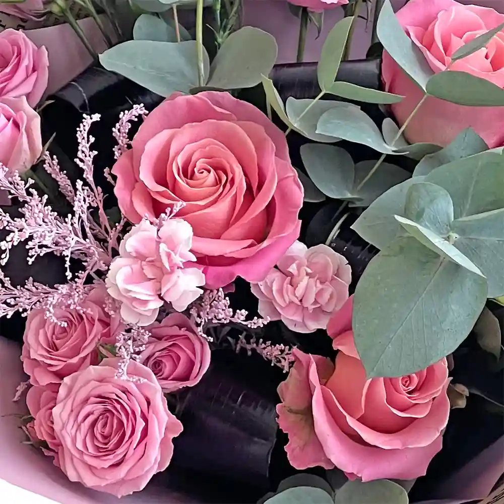 Buchet Rosy – Trandafiri Roz, Lisianthus și Garofite, Fleurange Baia Mare [2]