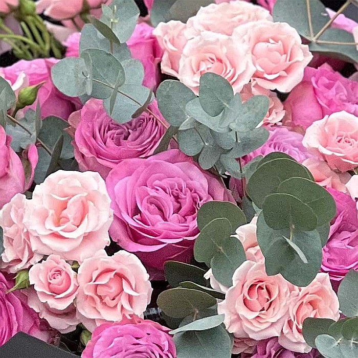 Buchet The Pink Bouquet cu flori roz – cadou pentru iubită, mamă, colegă sau pentru ziua de naștere [2]