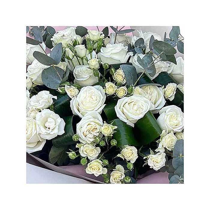 The White Bouquet - Buchet cu 19 trandafiri albi, eleganță și puritate [2]