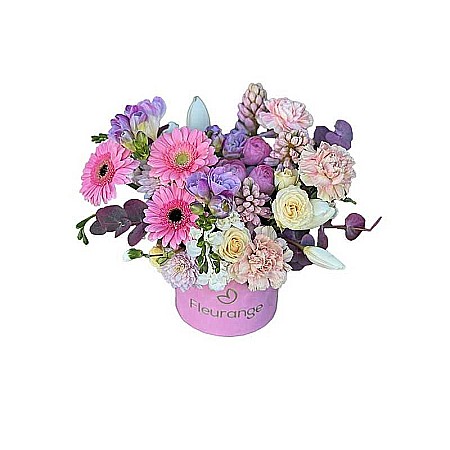 Onomastica - Buchet de flori cu zambile, garofite si trandafiri roz