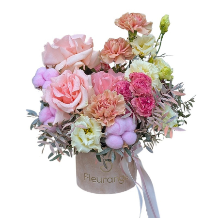 Aranjamente Flori Mixte - Aranjament floral Moody in cutie cu trandafiri mov si hortensie Floraria Fleurange Baia Mare
