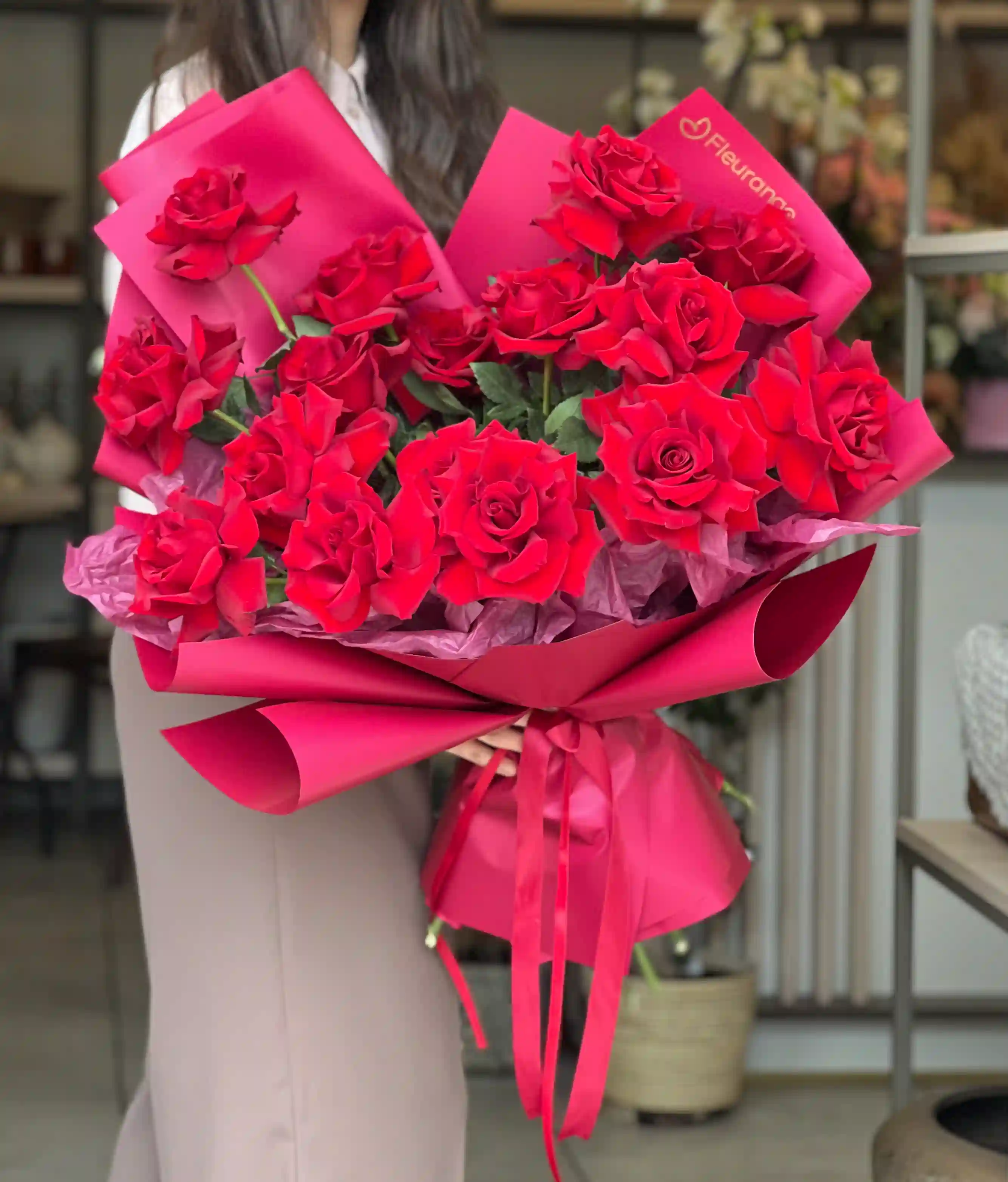 Buchet 17 Trandafiri Roșii – Roșii Proaspeți Petalati, Fleurange Baia Mare [1]