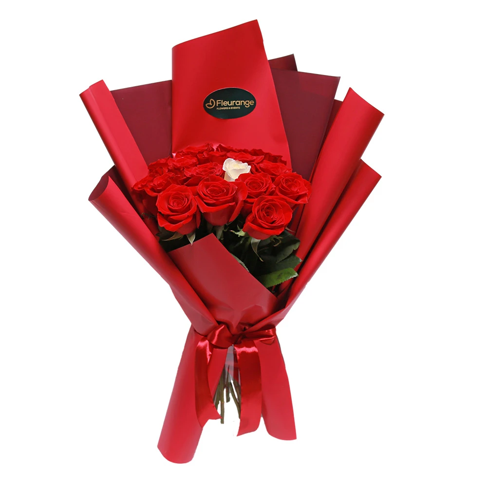Buchet 17 Trandafiri Roșii – Roșii Proaspeți Rotund, Fleurange Baia Mare