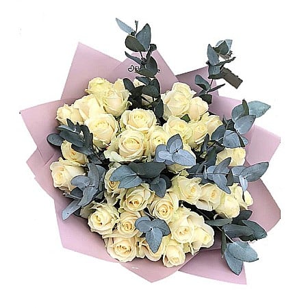 Buchete Flori - Buchet cu 35 trandafiri albi – cadou elegant pentru aniversare sau mireasă