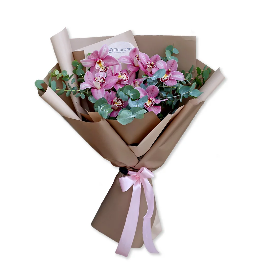 Buchete Absolvire - Buchet 9 Cymbidium – orhidee cymbidium roz si verde, eucalipt, Fleurange Baia Mare
