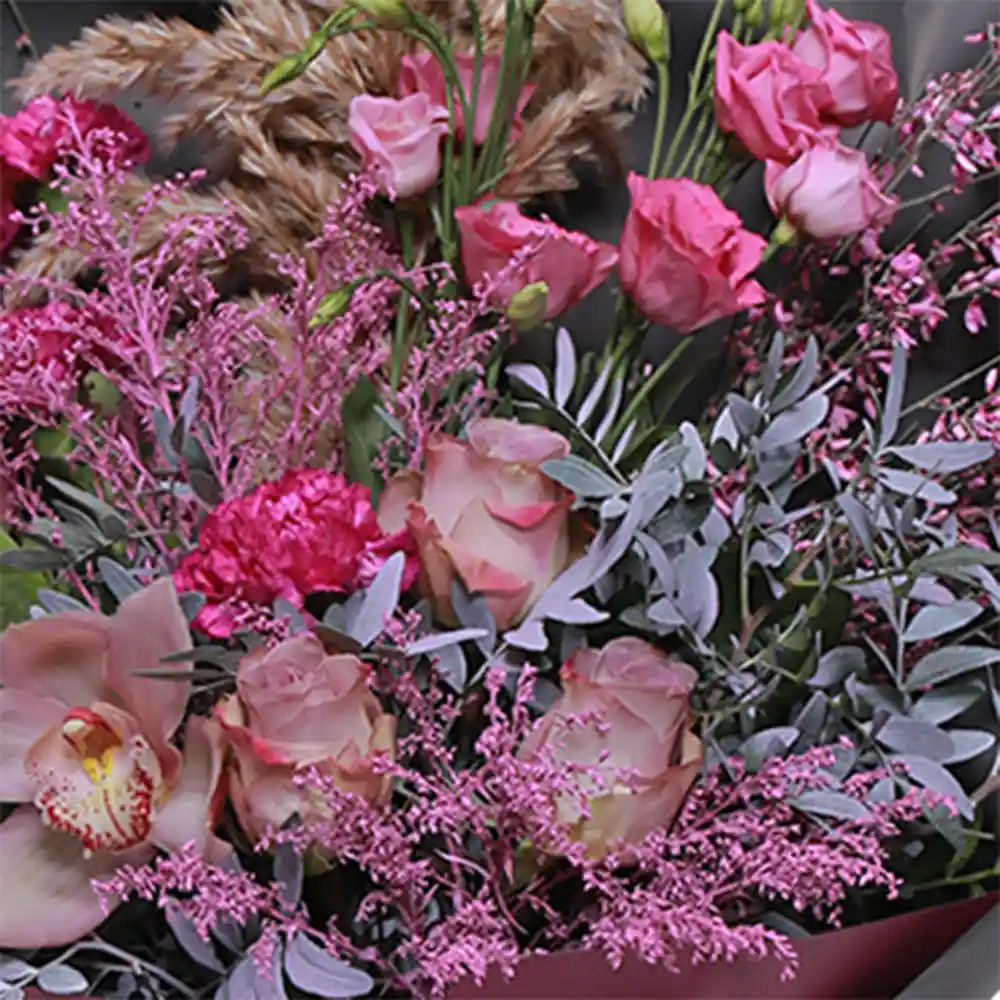 Buchet Candyland – cymbidium lalele trandafiri colorat, Fleurange Baia Mare [1]
