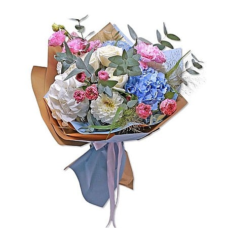 Pentru Mama - Buchet Delightful – Hortensii, Trandafiri, Dahlii și Flori de Sezon