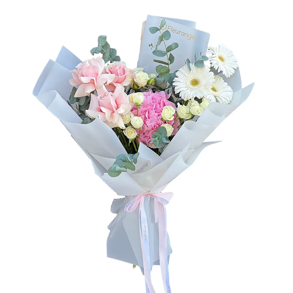 Buchete Mixte - Buchet Lady – Hortensie Germini Trandafiri Roz Pastel și Alb, Fleurange Baia Mare