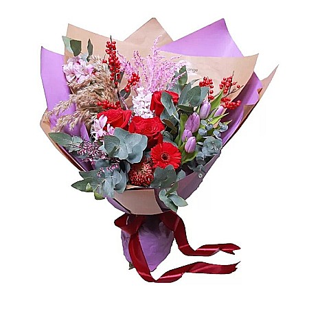 Pentru Iubita - Buchet Lila and Red – Trandafiri, Lalele, Zambile și Germini