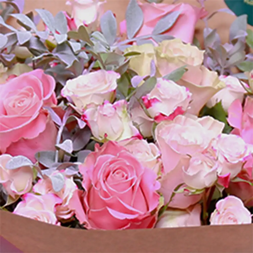 Buchet Mystique – trandafiri roz mini-rosa pistacia, Fleurange Baia Mare [1]