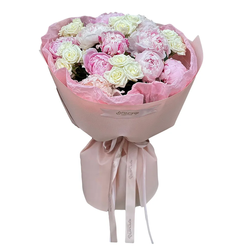 Buchete Bujori - Buchet Paeonia Love – bujori peach și roz cu mini-rosa, Fleurange Baia Mare