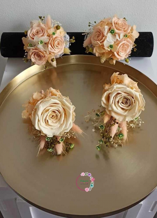 Corsaje Elegante cu Trandafiri Criogenați și Accente Naturale [2]