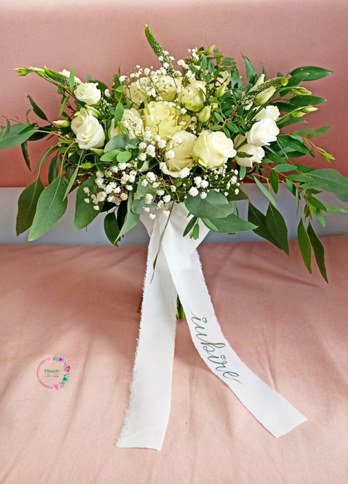 Buchet de Mireasă Elegant cu Trandafiri și Verdeață | Fleurir [1]